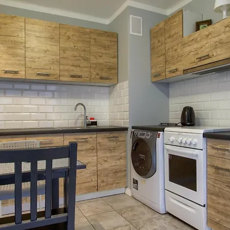 Mg Unit Nocleg -5 Bed & Breakfast *