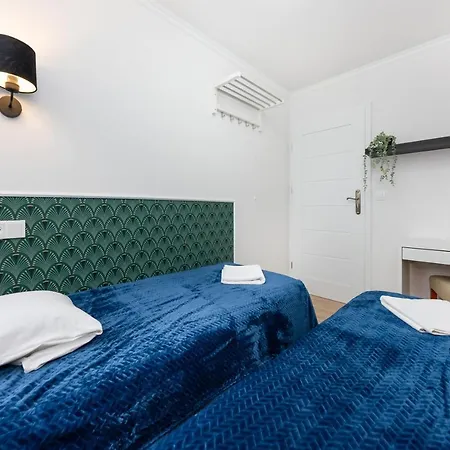Bed & Breakfast Mg Unit Nocleg -5 Warsaw