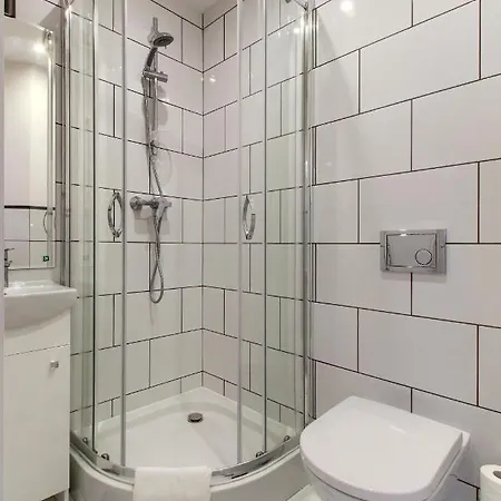 Bed & Breakfast Mg Unit Nocleg -5 Warszawa