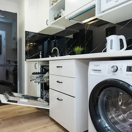 Mg Unit Nocleg -5 Bed & Breakfast *